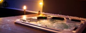 Planning the Perfect Valentine’s Day Celebration in Your Hot Tub
