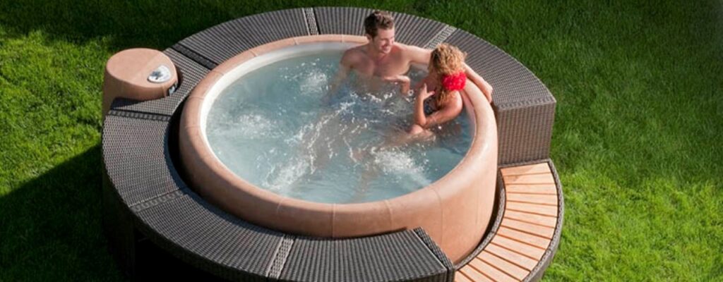 Couple-HotTub