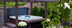 How to make your hot tub into an outdoor oasis
