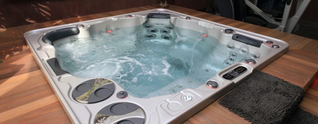 How-Much-Water-Hot-Tub