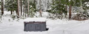 How to enjoy your hot tub throughout the winter season