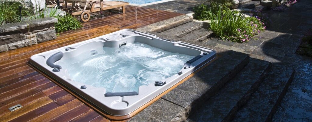 top-4-ways-of-using-hot-tub-this-summer