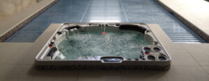 How using a hydropool hot tub minimises maintenance