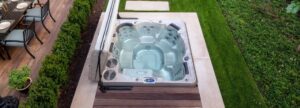 Can I Use My Hydropool Hot Tub When It Is Cold Outside?