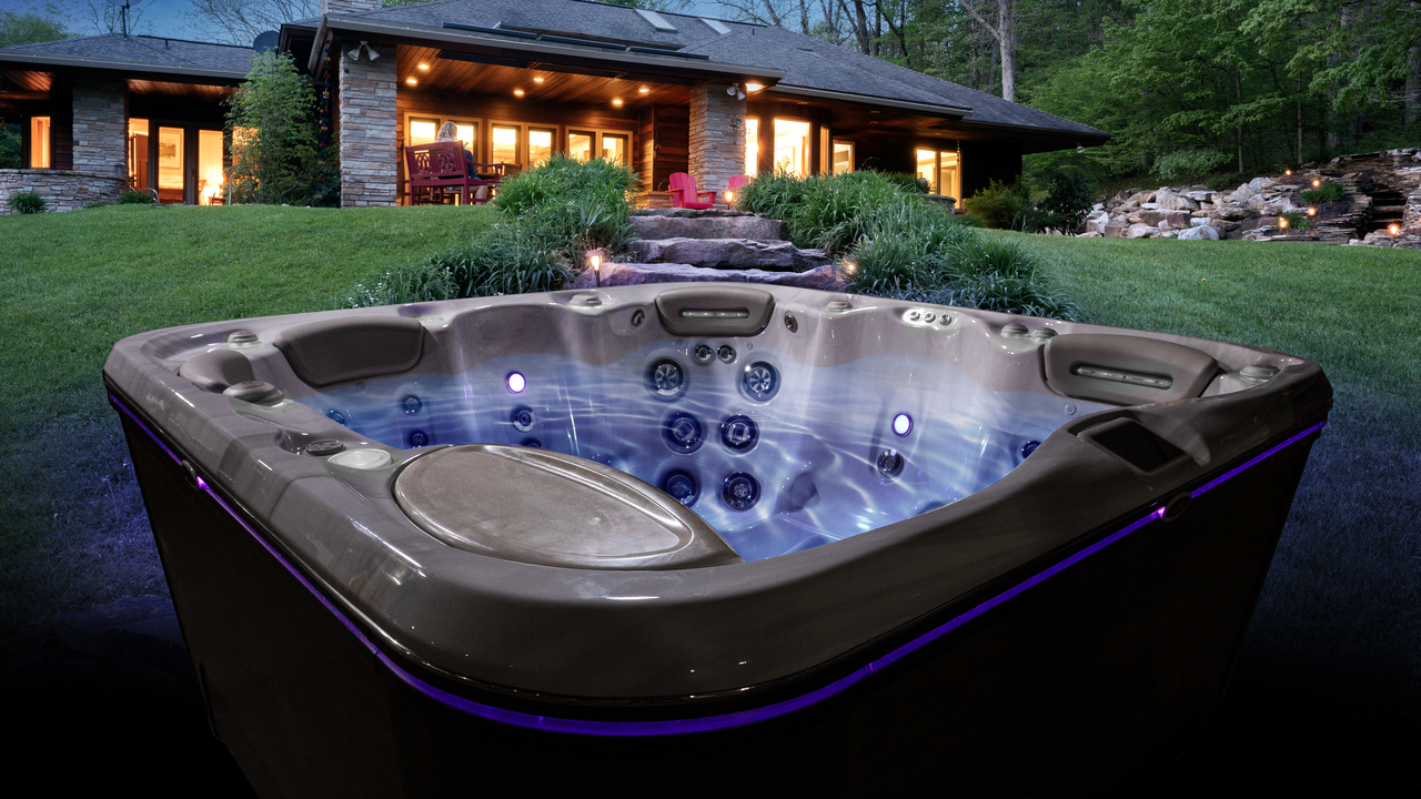 Hydropool Signature Self Cleaning 779 Hot Tub Platinum