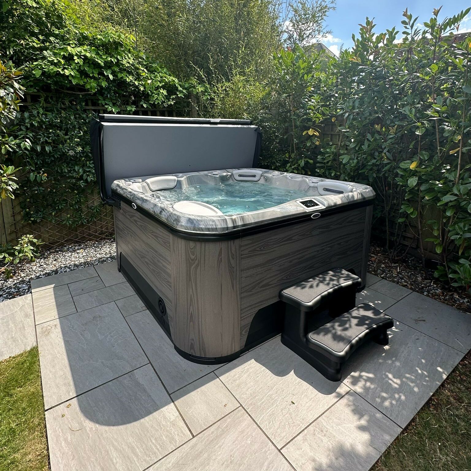 Hydropool Signature Self Cleaning 455 Hot Tub Platinum