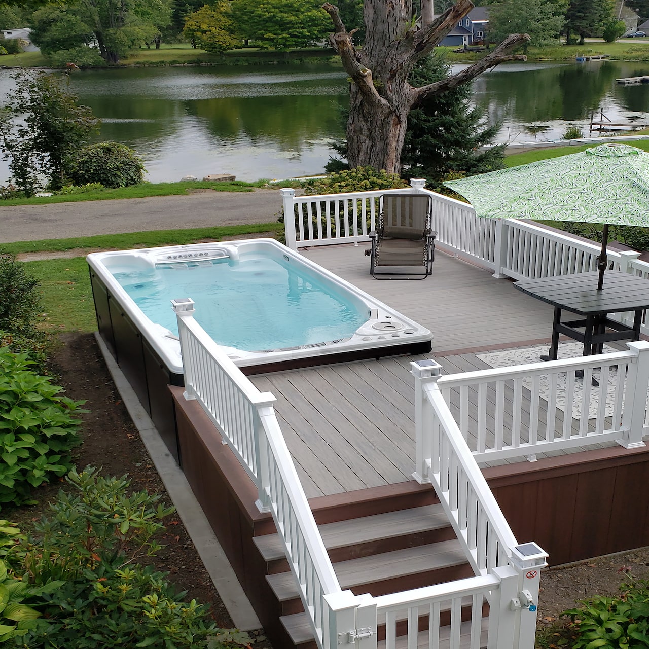 Hydropool Executive Collection Self Cleaning Swim Spa Executive Trainer 16EX