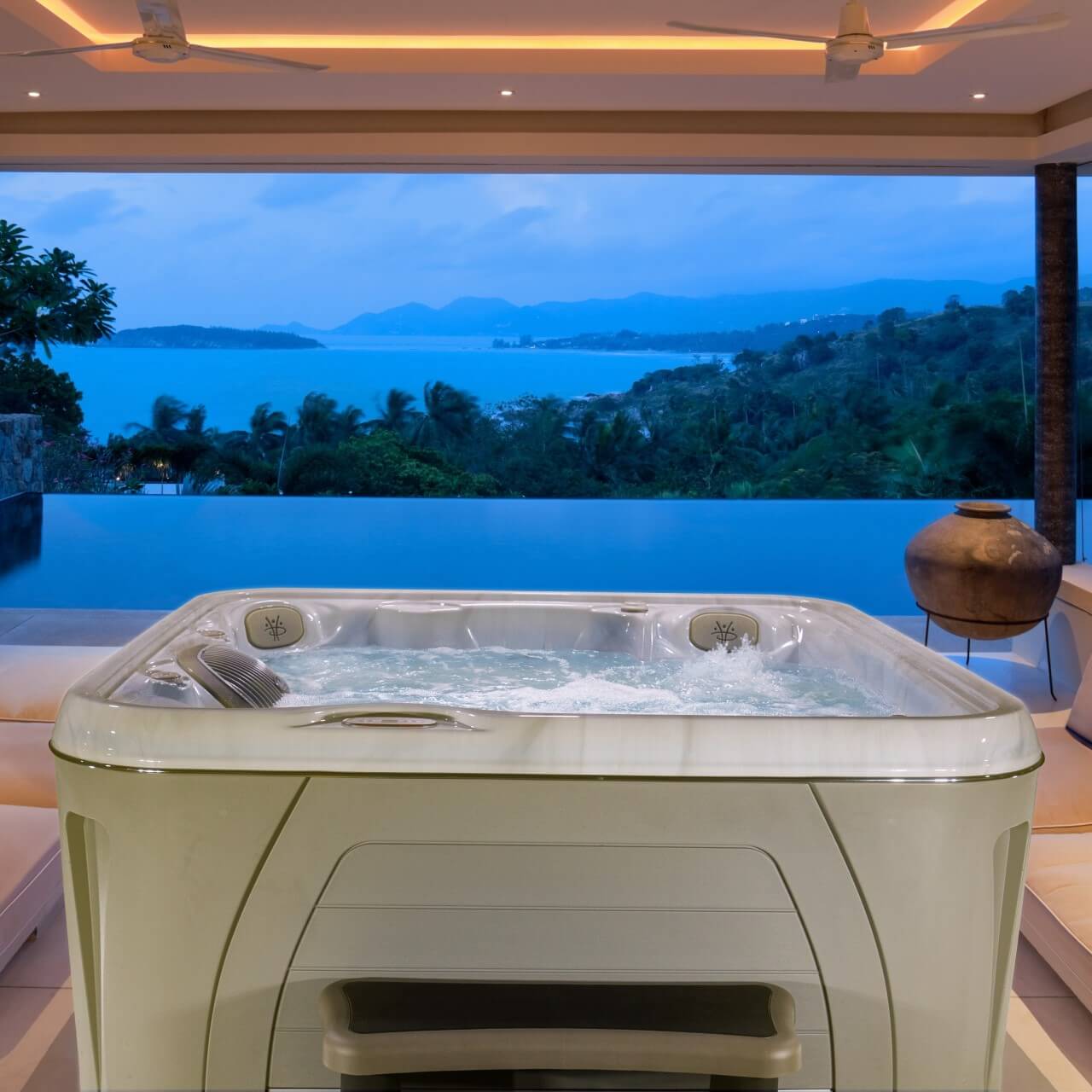 Hydropool Serenity 4500 Hot Tub