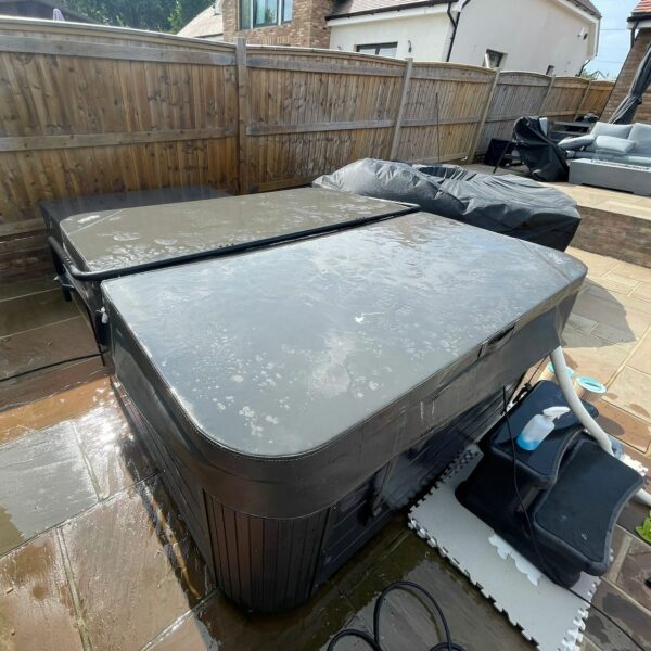 Everlast Black Cover